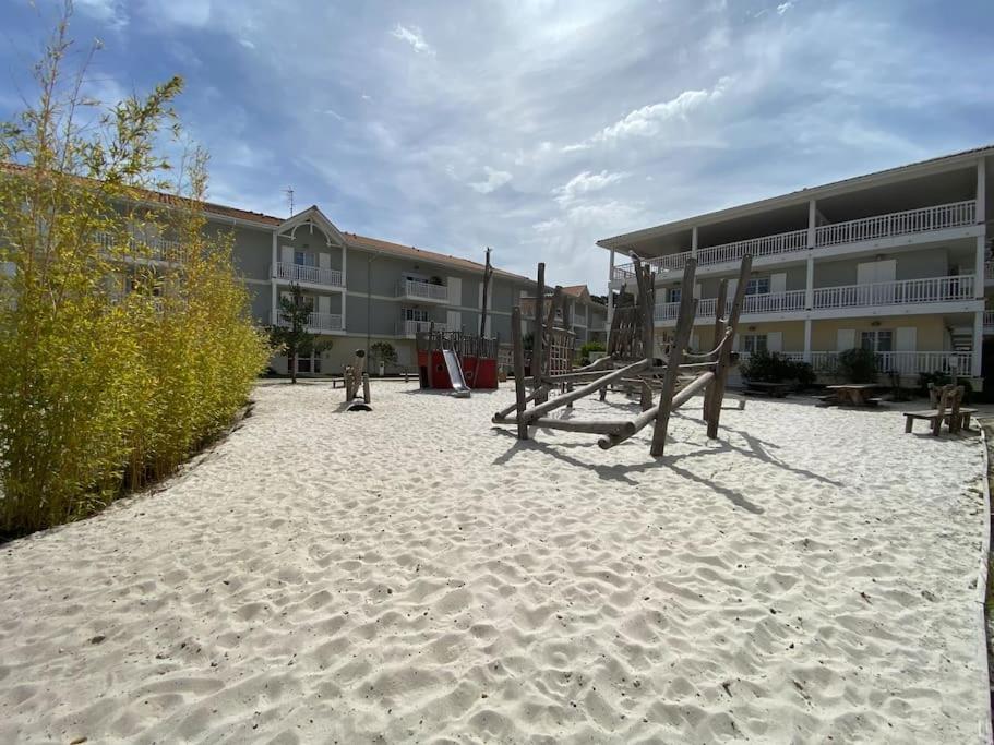 Maison Typee Arcachonnaise Avec Piscine Commune La Teste-de-Buch Exterior foto